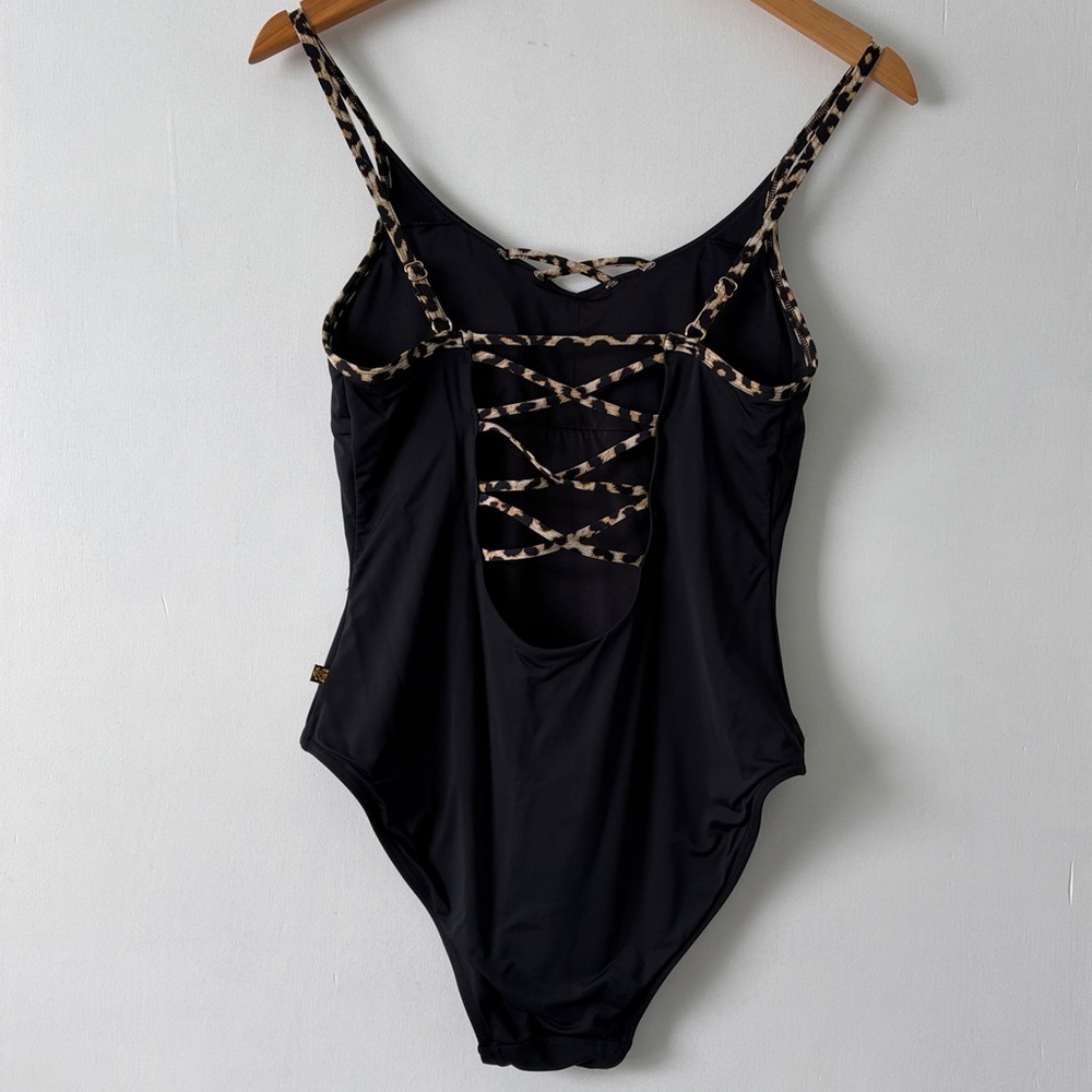 NWOT LA VIE EN ROSE ONE PIECE BATHING SUIT - Picture 2 of 11